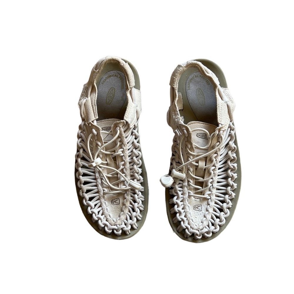 Used women’s Keen UNEEK sandals in white size 8.5